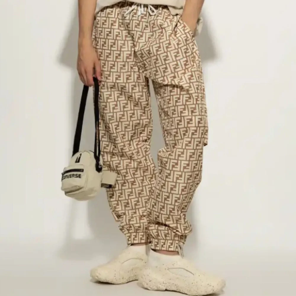 FENDI 2022 Zucca Monogram Collection - Picture 2 of 16